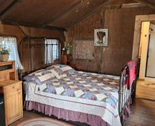 United States Montana Virginia City vacation rental compare prices direct by owner 36046281