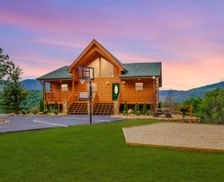 United States Tennessee Gatlinburg vacation rental compare prices direct by owner 215267