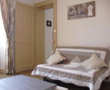 France Auvergne-Rhône-Alpes Annecy vacation rental compare prices direct by owner 6580083