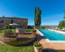 Italy Toscana Palazzina vacation rental compare prices direct by owner 4969002