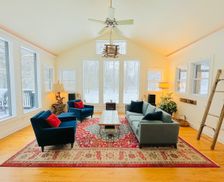 United States New York Livingston Manor vacation rental compare prices direct by owner 6322467