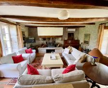 France Occitanie Caylus vacation rental compare prices direct by owner 6369866