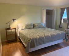 United States New York Amityville vacation rental compare prices direct by owner 1068437