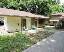 United States Texas Kingsland vacation rental compare prices direct by owner 1064487
