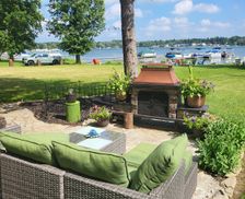 United States Michigan Clarklake vacation rental compare prices direct by owner 214199