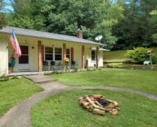 United States North Carolina Cedar Mountain vacation rental compare prices direct by owner 163640