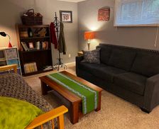 United States Indiana Bloomington vacation rental compare prices direct by owner 469975