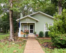 United States Florida Gainesville vacation rental compare prices direct by owner 277049