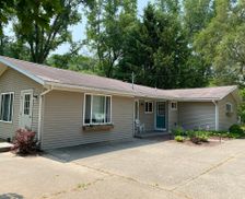 United States Michigan Newaygo vacation rental compare prices direct by owner 868907