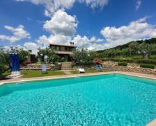 Italy Umbria Gualdo Cattaneo vacation rental compare prices direct by owner 27041217