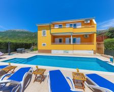 Croatia Splitsko-dalmatinska županija Kaštel Lukšić vacation rental compare prices direct by owner 12089688