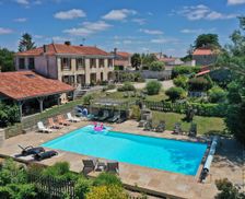 France Pays de la Loire Lairoux vacation rental compare prices direct by owner 5681146