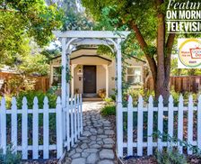 United States California Sacramento vacation rental compare prices direct by owner 1099319