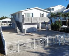 United States Florida Big Pine Key vacation rental compare prices direct by owner 1113816