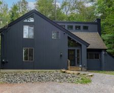 United States Vermont Winhall vacation rental compare prices direct by owner 12204580