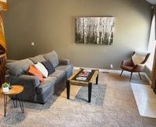 United States Utah Cottonwood Heights vacation rental compare prices direct by owner 121811