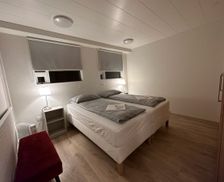 Iceland  Grundarhverfi vacation rental compare prices direct by owner 24394060