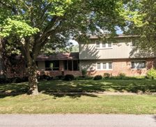 United States Michigan Redford Charter Township vacation rental compare prices direct by owner 287562