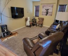 United States Wyoming Cheyenne vacation rental compare prices direct by owner 374327