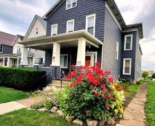 United States New York Niagara Falls vacation rental compare prices direct by owner 2402784