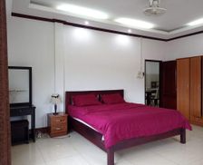 Laos Vientiane Prefecture Vientiane vacation rental compare prices direct by owner 6150945