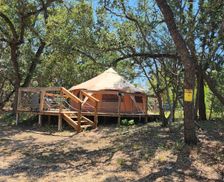 United States Texas Pipe Creek vacation rental compare prices direct by owner 1175388
