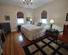 United States Pennsylvania Connellsville vacation rental compare prices direct by owner 495272