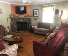 United States New York Sharon Springs vacation rental compare prices direct by owner 11448924