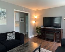 United States Michigan Madison Heights vacation rental compare prices direct by owner 913762