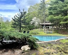 United States New York Bearsville vacation rental compare prices direct by owner 13219769