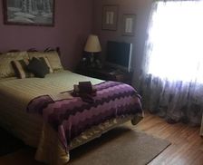 United States New York Rochester vacation rental compare prices direct by owner 423617