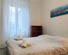 Slovenia Koper Koper - Capodistria vacation rental compare prices direct by owner 4164420