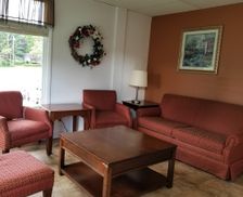 United States New York Lake George vacation rental compare prices direct by owner 1145026