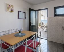 Croatia Split-Dalmatia County Omiš vacation rental compare prices direct by owner 4142435