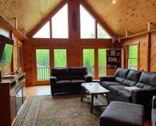 United States New York Johnsburg vacation rental compare prices direct by owner 9348422