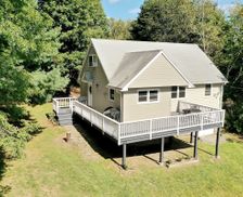 United States New York Copake Lake vacation rental compare prices direct by owner 2501697