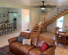 United States Ohio Perrysville vacation rental compare prices direct by owner 23689998