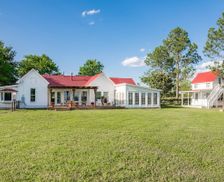 United States Texas Fredericksburg vacation rental compare prices direct by owner 624143