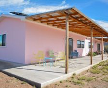 United States Texas Marfa vacation rental compare prices direct by owner 11578957