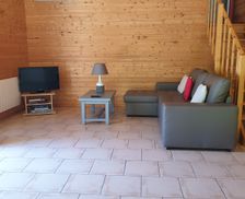 France Nouvelle-Aquitaine Gornac vacation rental compare prices direct by owner 3971629