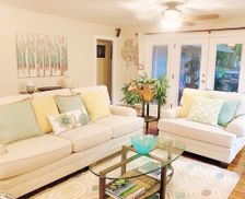 United States Hawaii Aiea vacation rental compare prices direct by owner 97184