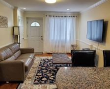 United States New York Queens vacation rental compare prices direct by owner 258822