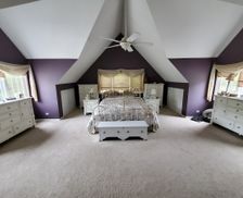 United States Illinois East Dundee vacation rental compare prices direct by owner 24014129