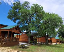 United States Texas Pipe Creek vacation rental compare prices direct by owner 1352592