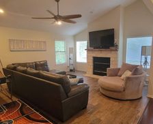 United States Texas Montgomery County vacation rental compare prices direct by owner 29772157