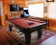 United States Tennessee Gatlinburg vacation rental compare prices direct by owner 11540021