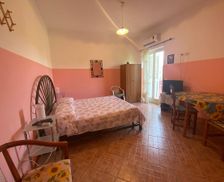 Italy Sicily Gioiosa Marea vacation rental compare prices direct by owner 33304328