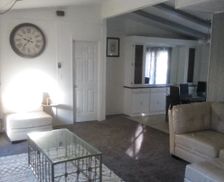 United States California Dunlap vacation rental compare prices direct by owner 25920909