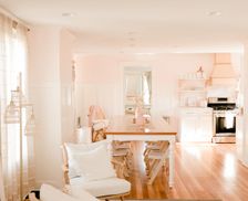 United States Iowa Swisher vacation rental compare prices direct by owner 2107264