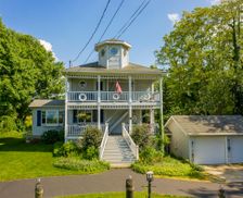 United States New York Westfield vacation rental compare prices direct by owner 11457718
